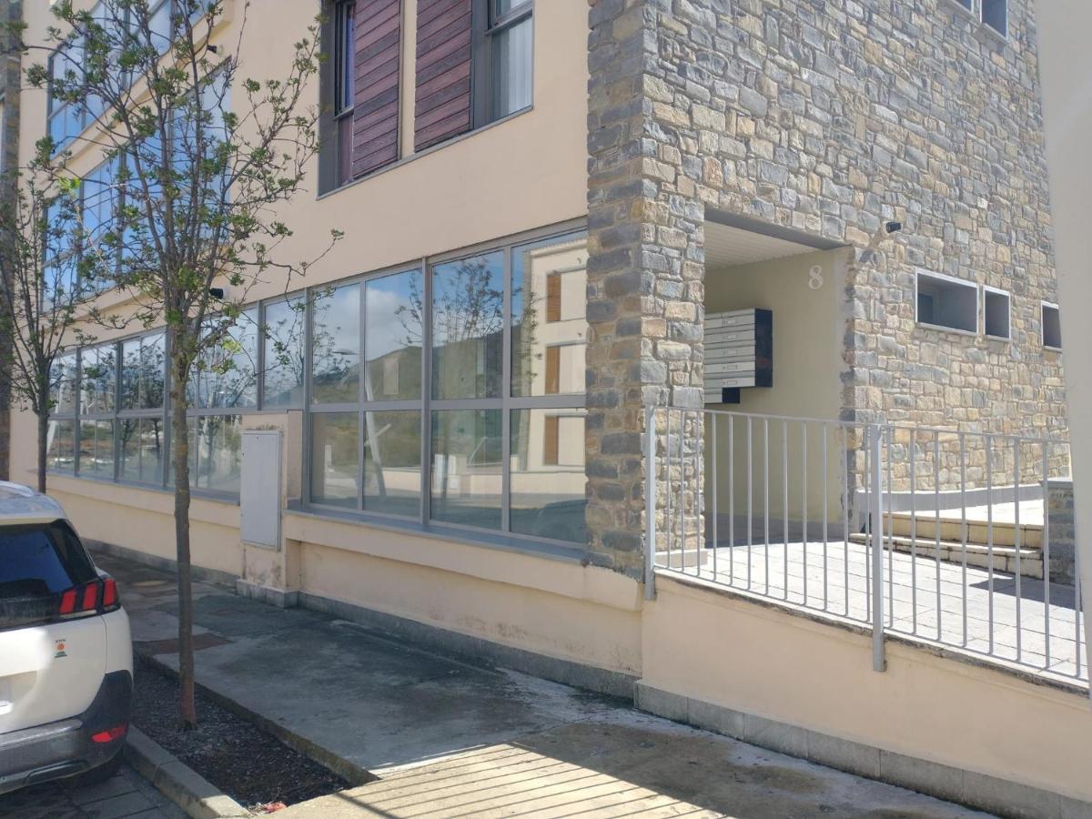 Amplio Apartamento En Sabinanigo - Las Margas Pirineo Aragones Exterior photo